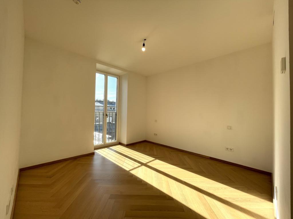 Schlafzimmer 2 mit Schrankraum