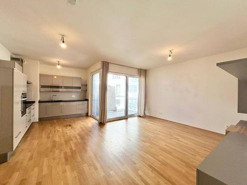 "3-Zimmer-Eigentum mit Loggia| Ruhige, aber verkehrsg�nstige Lage!"