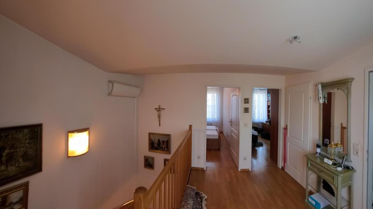 3 Obergescho�