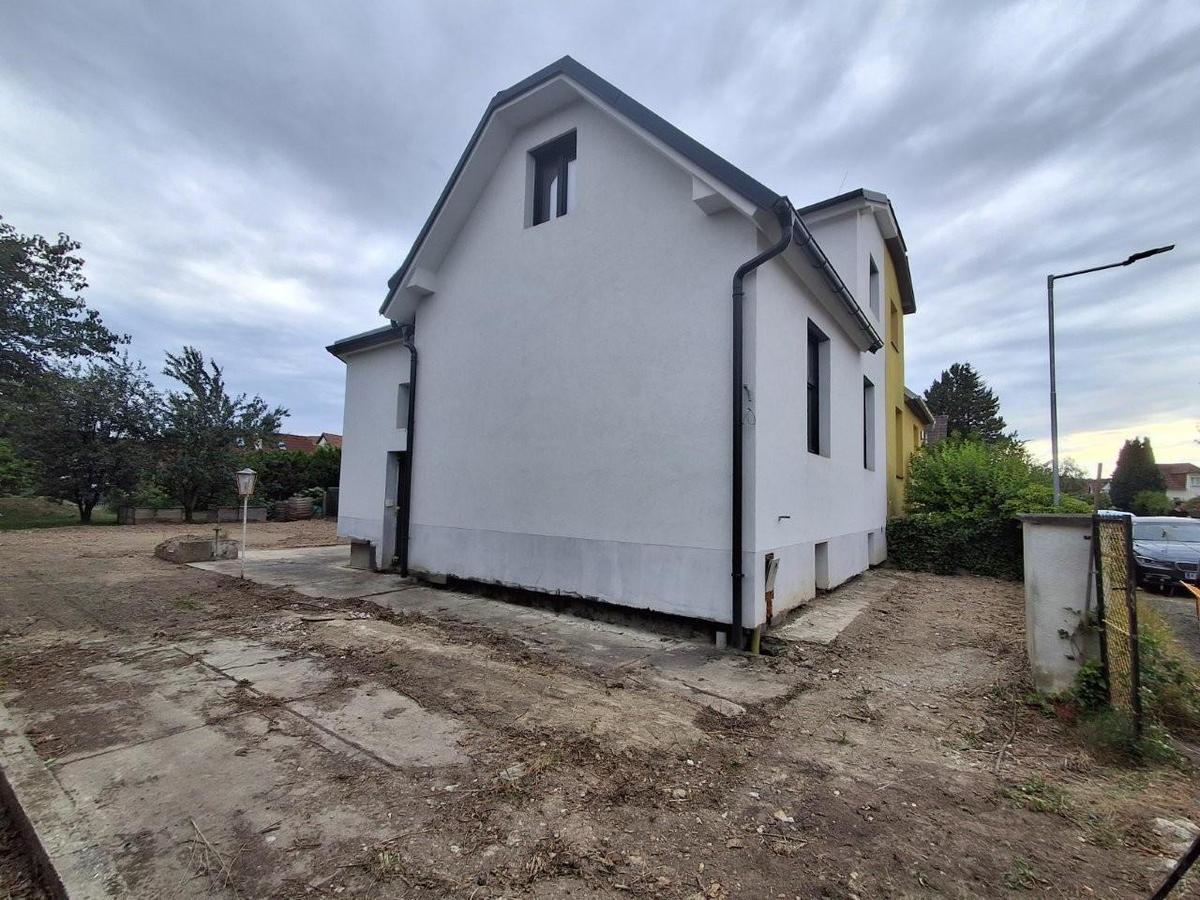 12 Haus seitlich 3423 W�rdern
