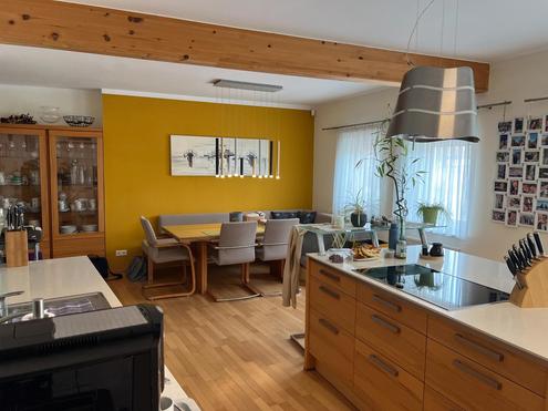 Exquisites, generalsaniertes Familienhaus mit hochwertigster Ausstattung in sonniger Zentrumslage mit Nebengeb�ude