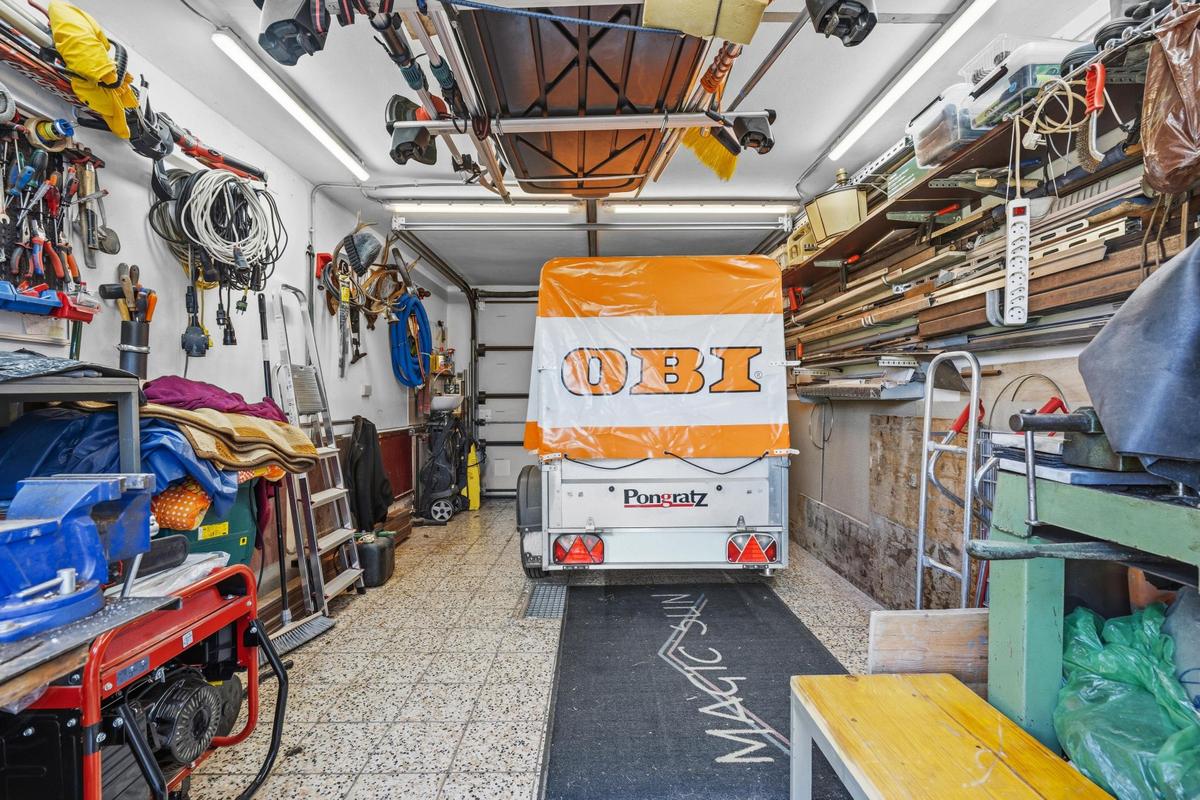 25 Garage
