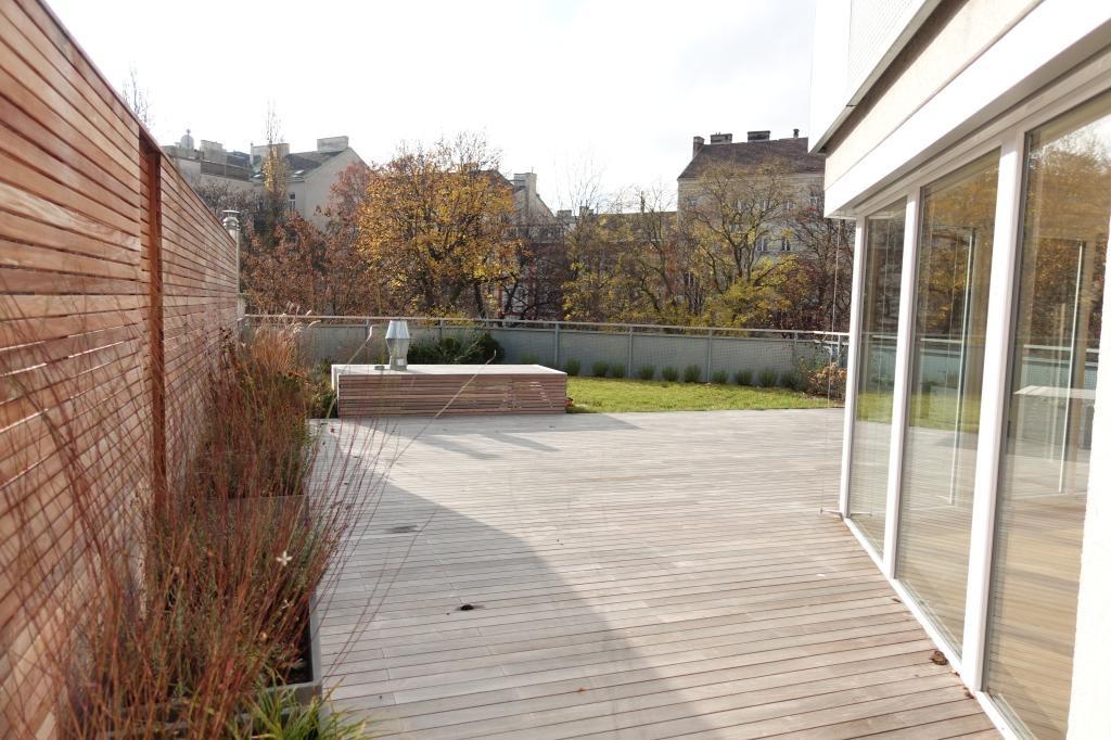 Terrasse und Garten