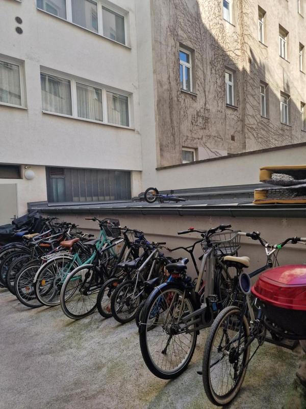 Fahrradabstellpl�tze