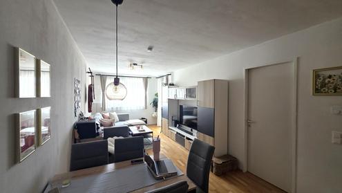 Neubauwohnung mit Loggia / Deckenk�hlung / 1.OG / ABL�SE M�GLICH / AB SEPTEMBER!