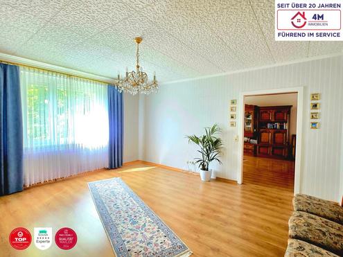 3 Zimmer. Verglaste Loggia. Gr�nblick