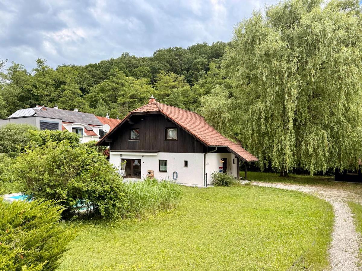 11 Haus mit Garten