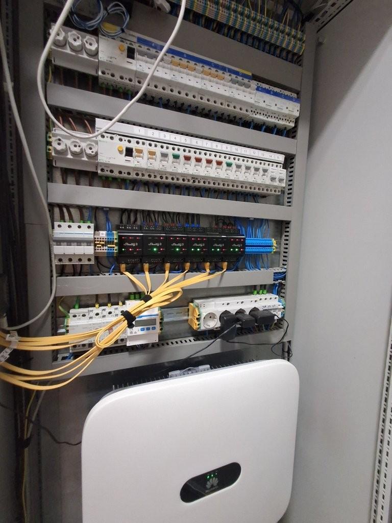 24 Photovoltaik E-Speicher 15 KW 1220