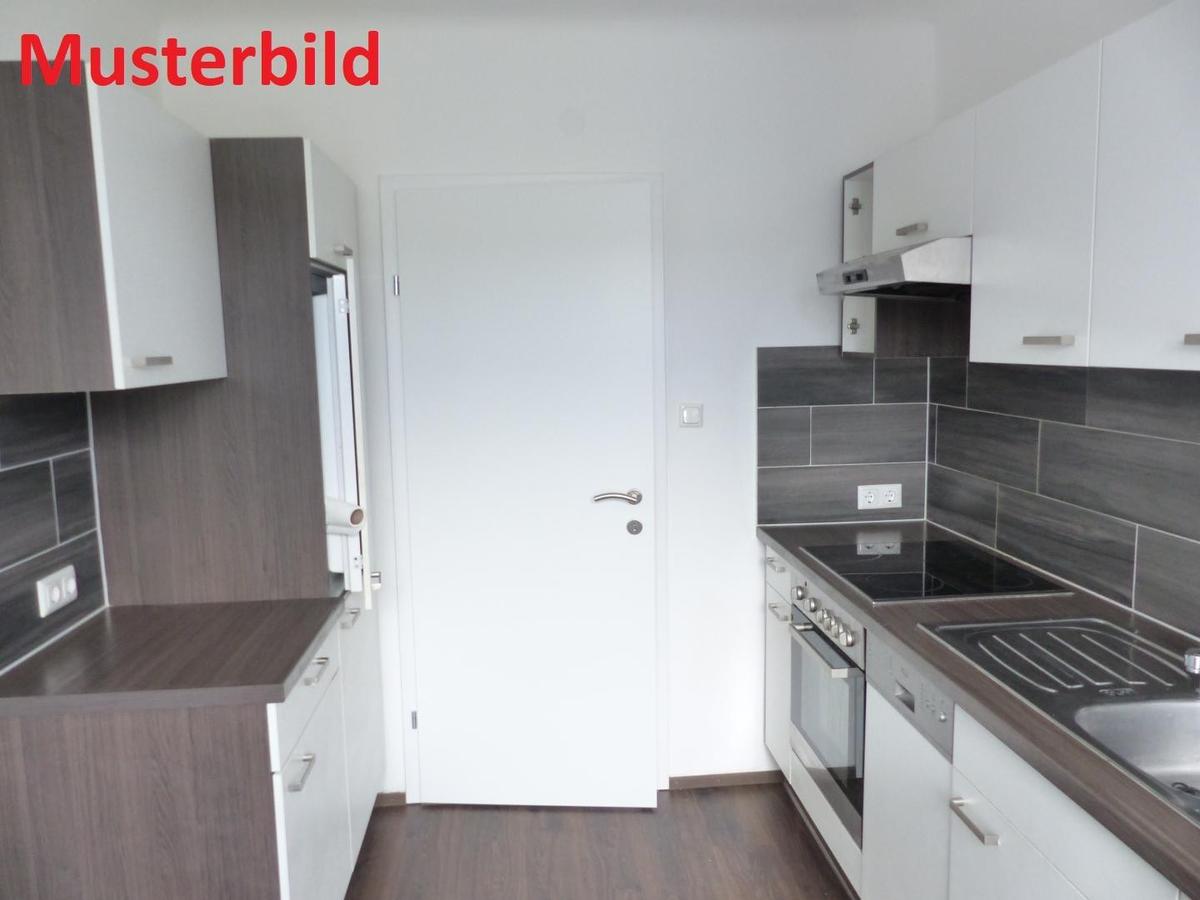 K�che beidseitig (Viel Platz)
