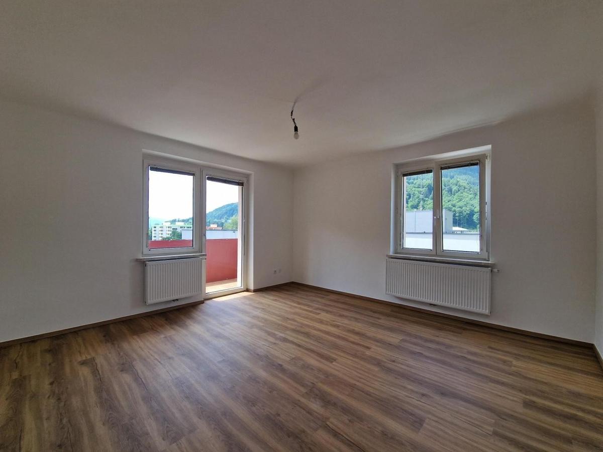 Gro�z�gige Wohnung