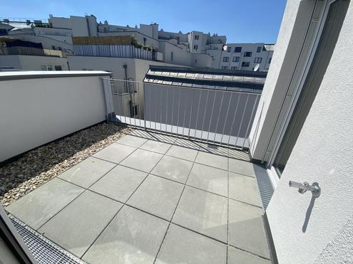 Terrassenwohnung (4-22) im Freizeitparadies - und trotzdem in 17min nach Wien Mitte!!