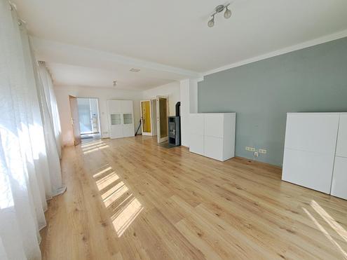Neuer Preis!3 Wohneinheiten m�glich! Heimwerkerhaus mit Potential!
