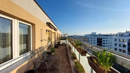 "Dachterrassen-Hit nahe U1 Kagraner Platz!"