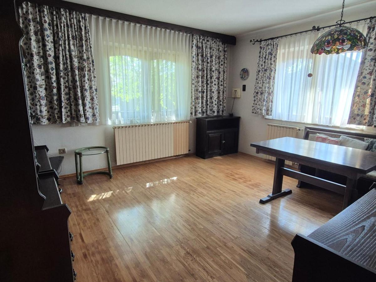 Zimmer EG