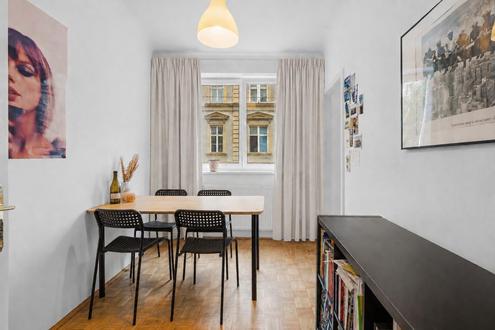 " Helle 3-Zimmer-Wohnung in Top-Lage Josefstadt "