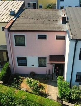 "Reihenhaus in Wr. Neudorf "