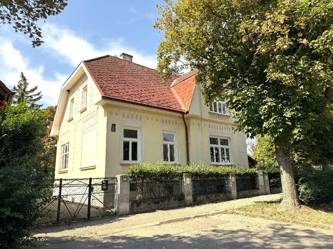 Haus Vorderansicht.