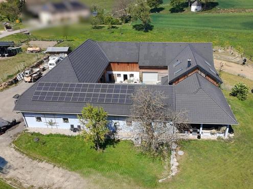 Wundersch�ner Vierkanthof  mit Pferdekoppel, ruhig und sonnig gelegen