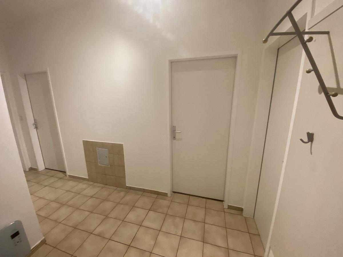 13 Vorzimmer b