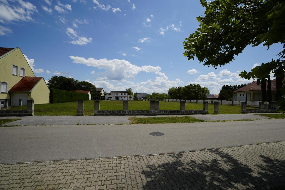 03. Baugrundst�ck 7142 Illmitz