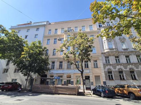 ZINSHAUS N�HE ROCHUSMARKT