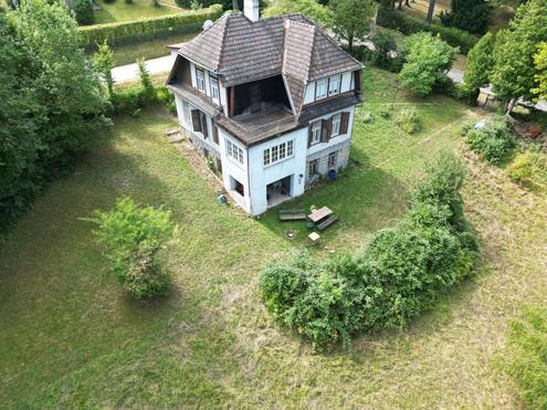WIENERWALDVILLA AUF EINEM GROSSEN GRUNDST�CK IN EICHGRABEN