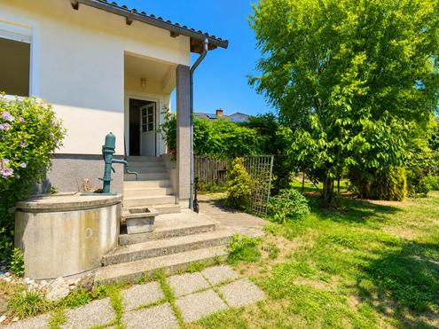 Liebliches Einfamilienhaus mit gro�em Garten in Siedlungslage