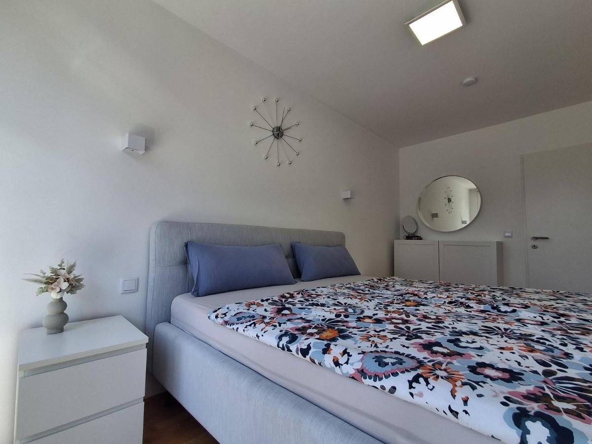 4 Schlafzimmer ETW 1220