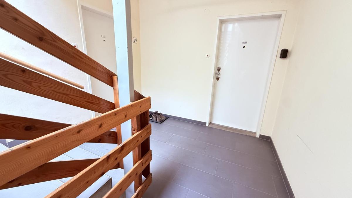 Wohnungst�r im 3. OG