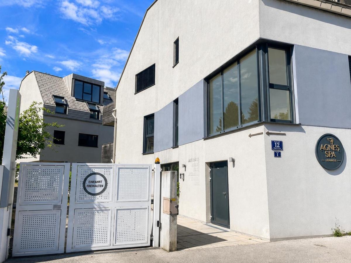 17 Wohnhausanlage
