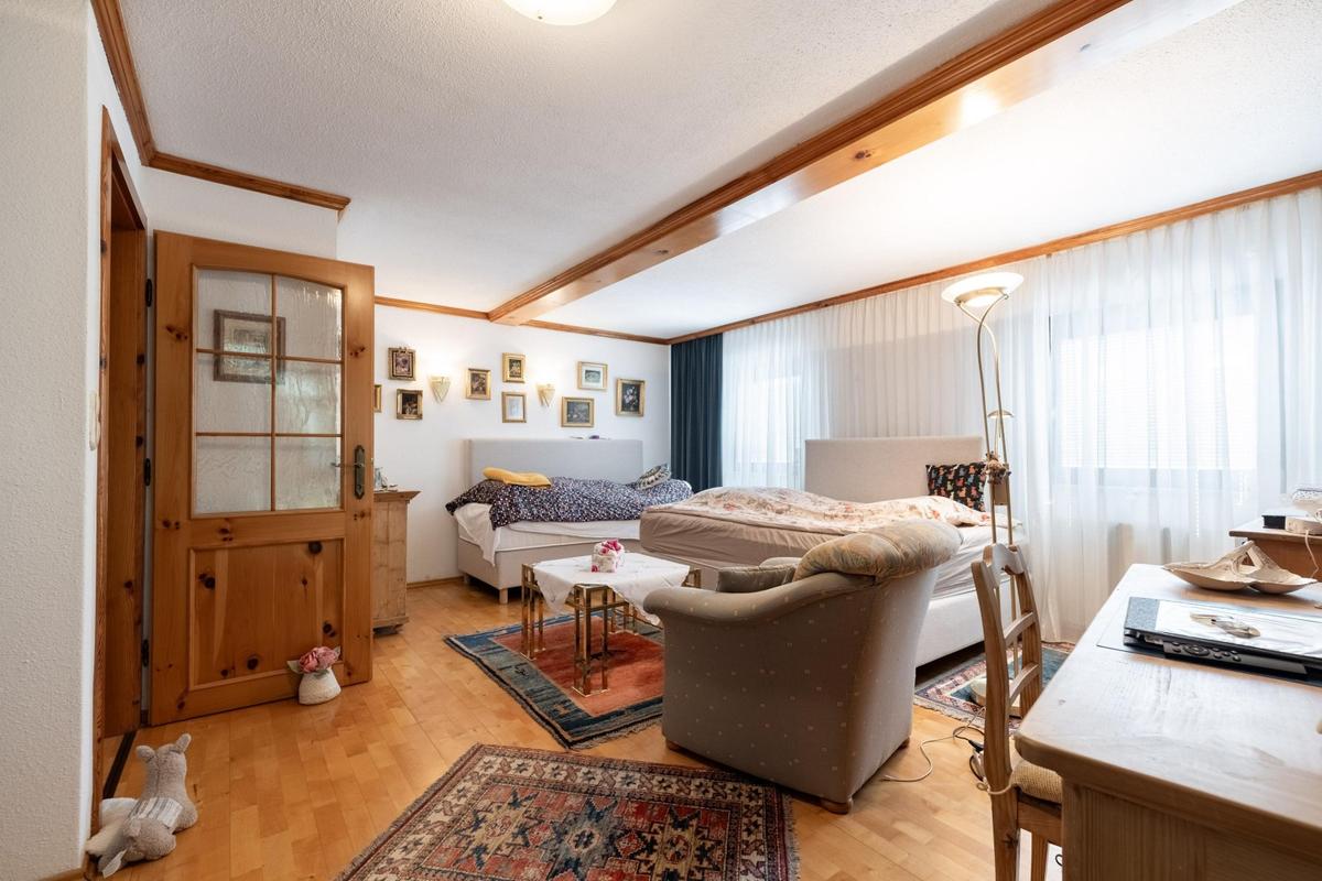 33. Schlafzimmer OG
