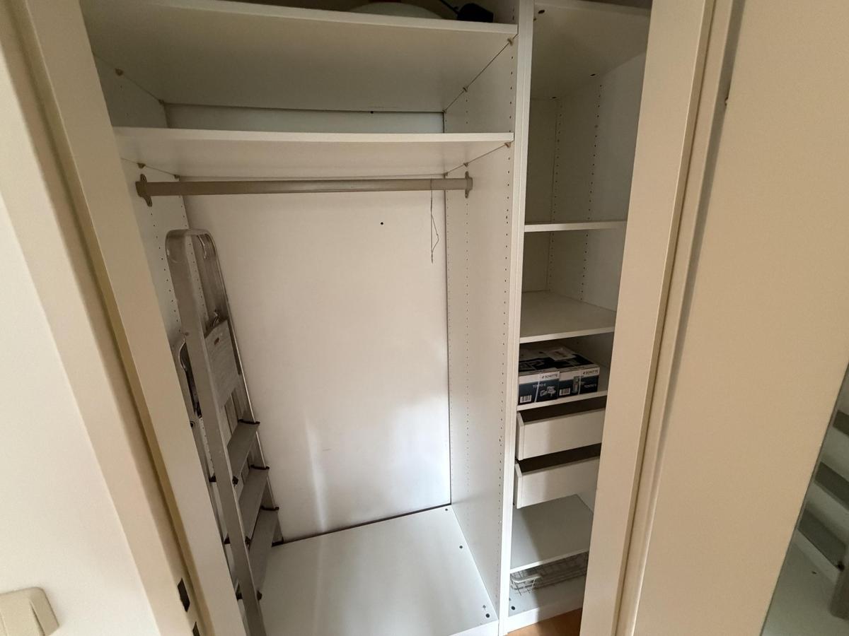 9 Abstellkammer