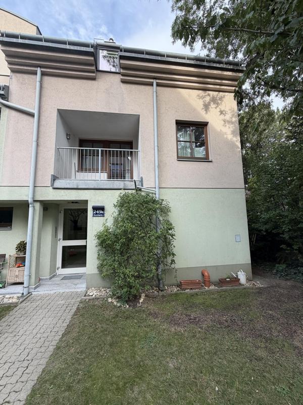 11 Wohnhaus