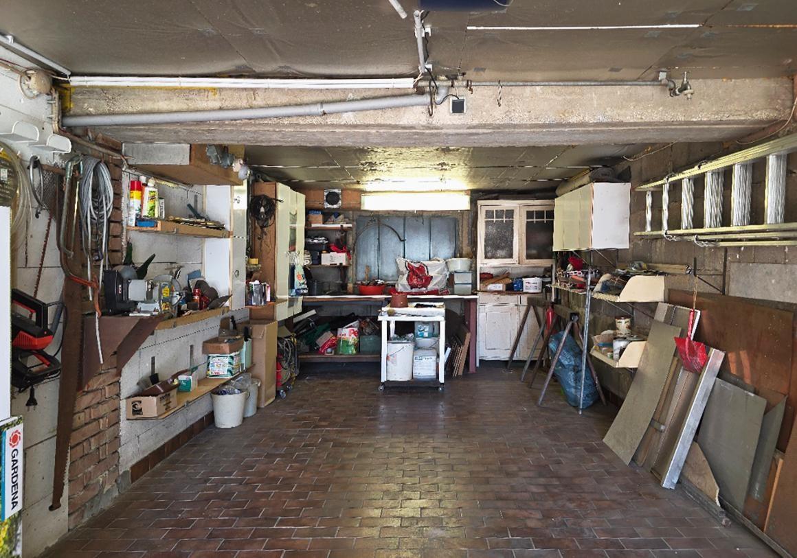 30 EFH 2000 KG Garage