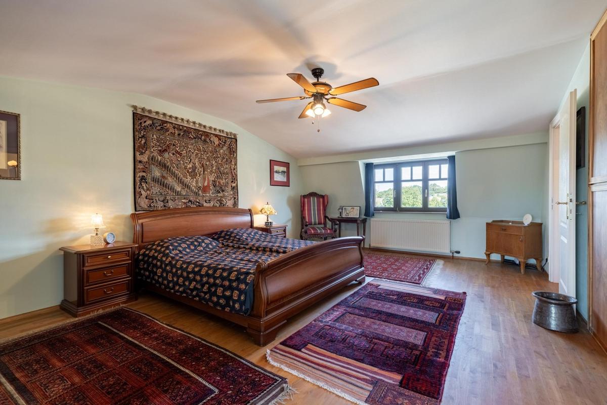 26 Schlafzimmer DG