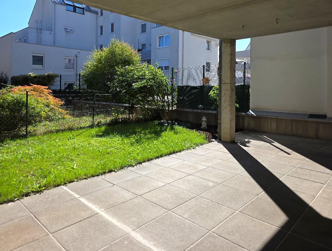 4 2000 ETW Terrasse