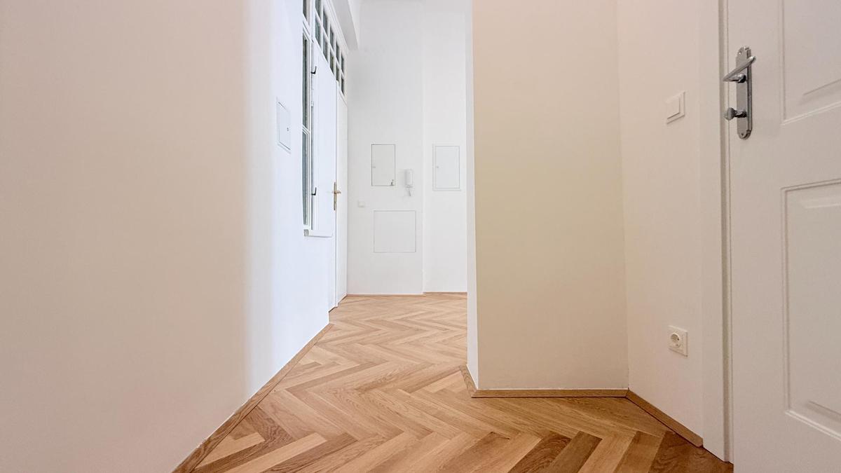 Vorraum vom Badezimmer