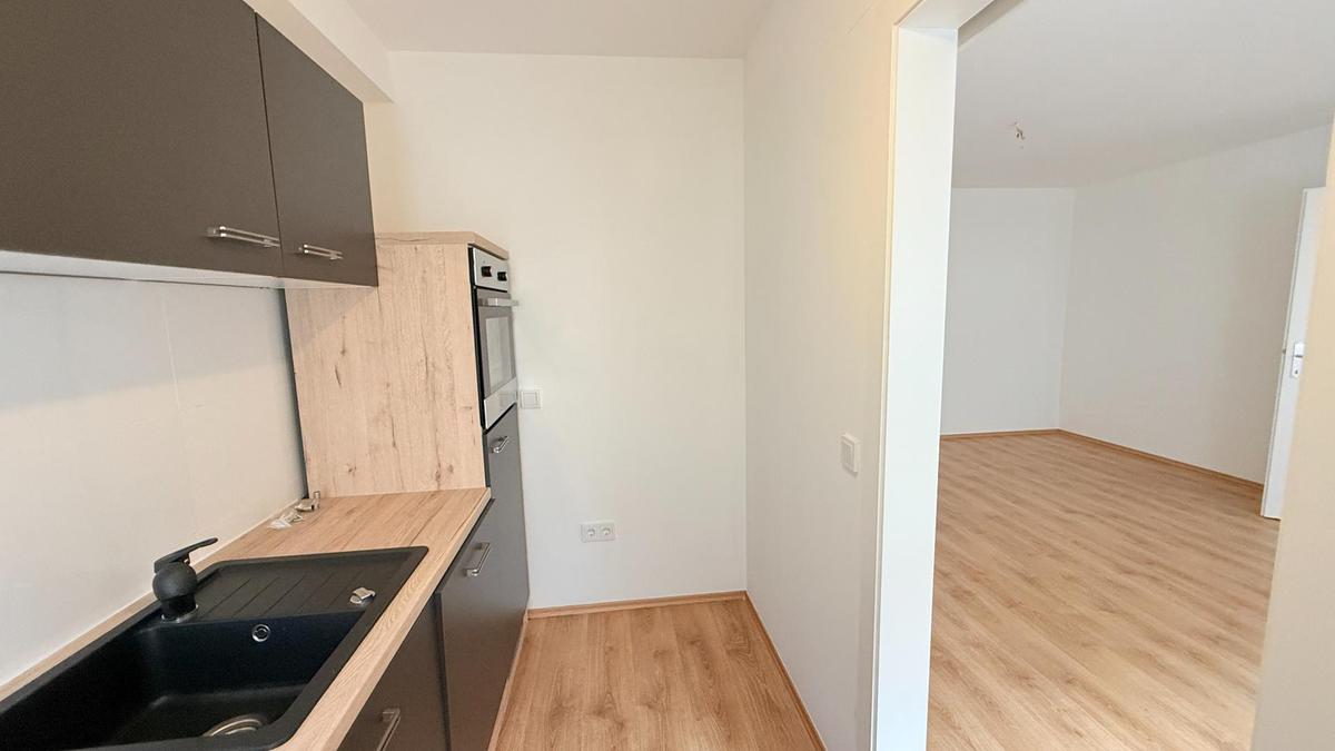 K�che mit Blick ins Wohnzimmer