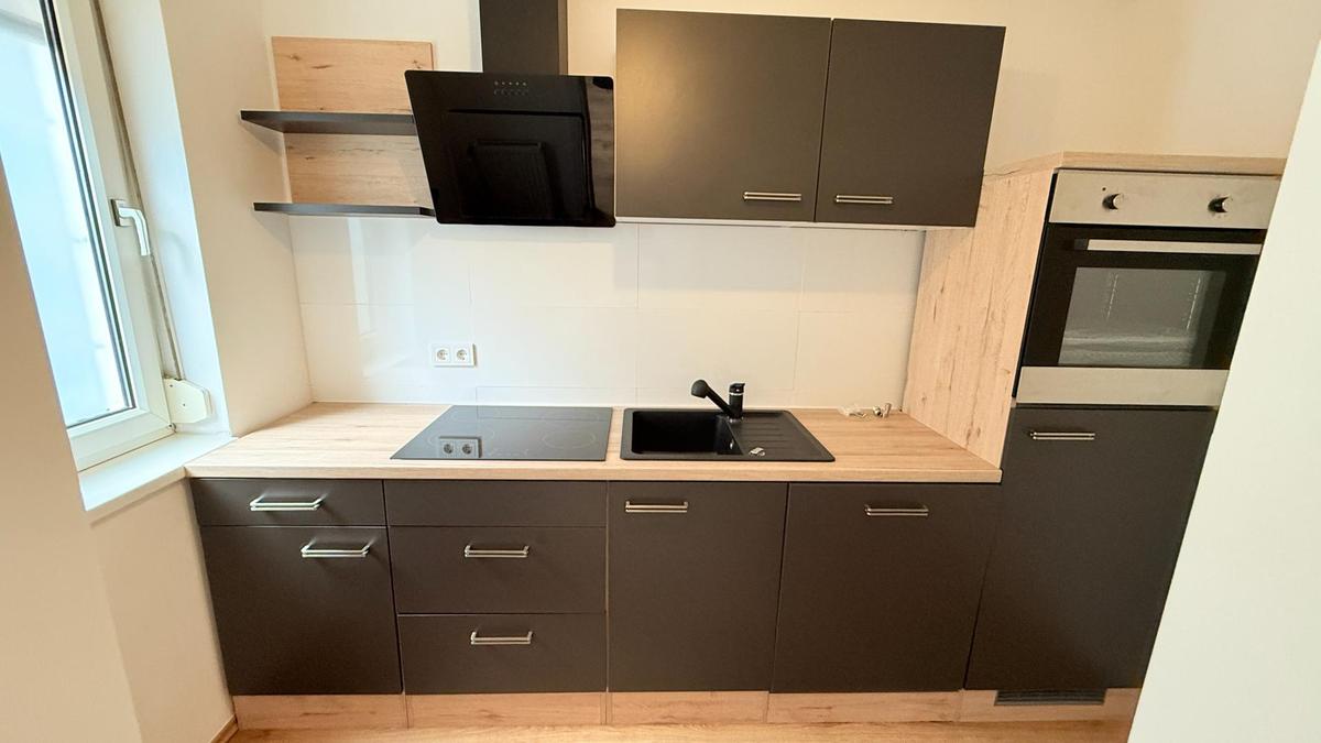 Neue Einbauk�che
