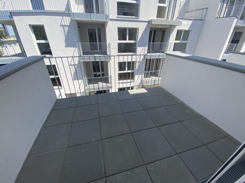 Terrasse neu