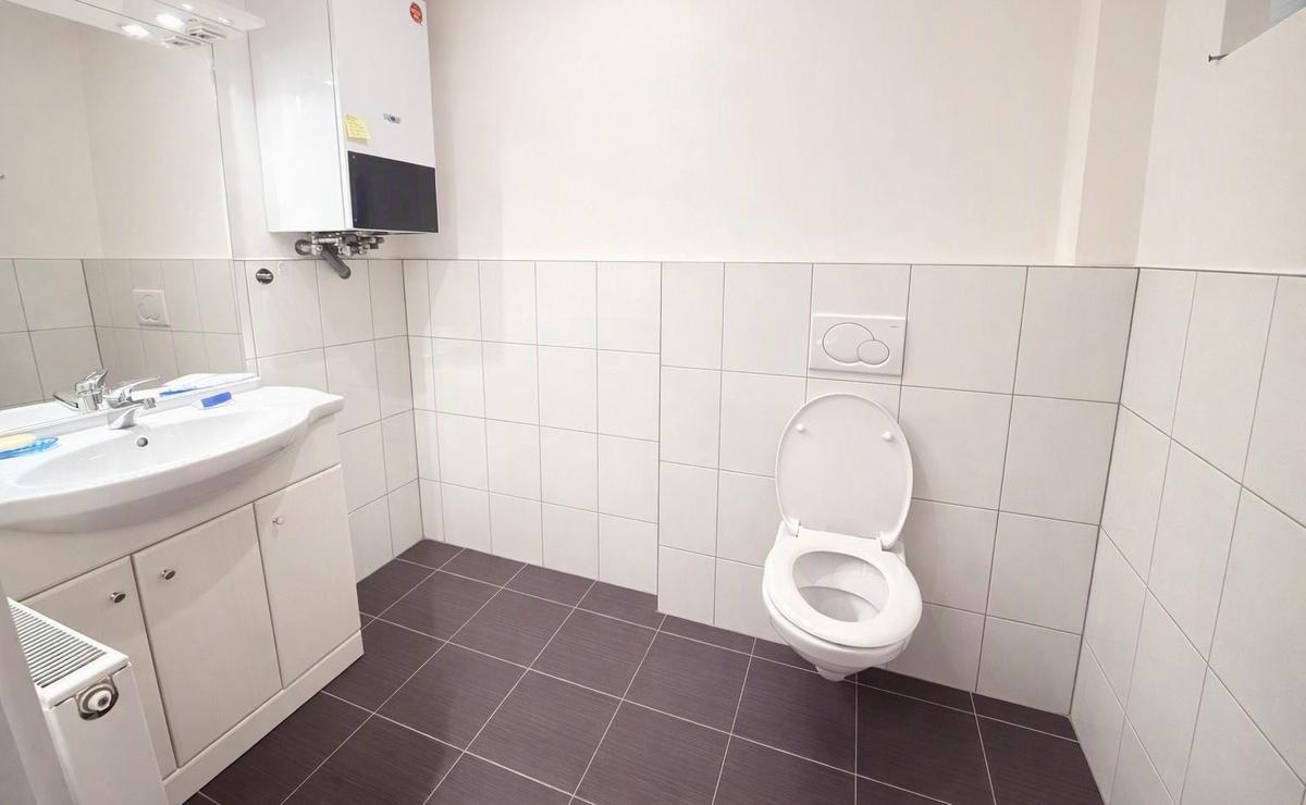 Toilette 2 - Badezimmer m�glich