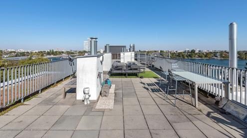 �ber den D�chern Wiens ? Wo die ALTE DONAU zum Panorama wird!