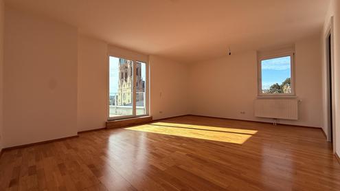 Silbergasse: Moderne 3-Zimmer-DG-Wohnung mit 58m� Terrassenfl�che !!!