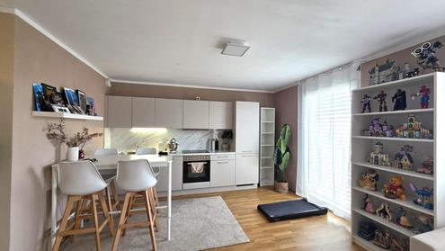 M�BELABL�SE M�GLICH! Single-Wohnung mit gro�em Balkon + Deckenk�hlung