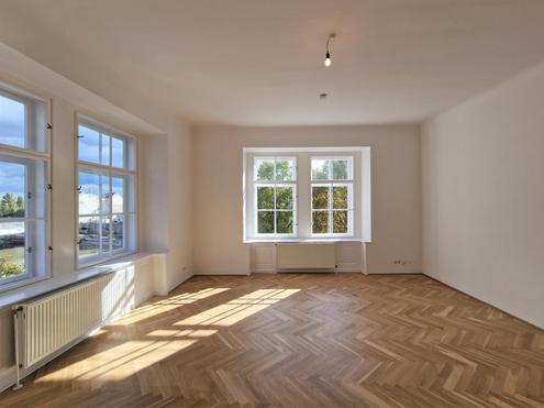 ROBERTHOF: Altbauwohnung in toller Lage am Donaukanal!! UNBEFRISTET