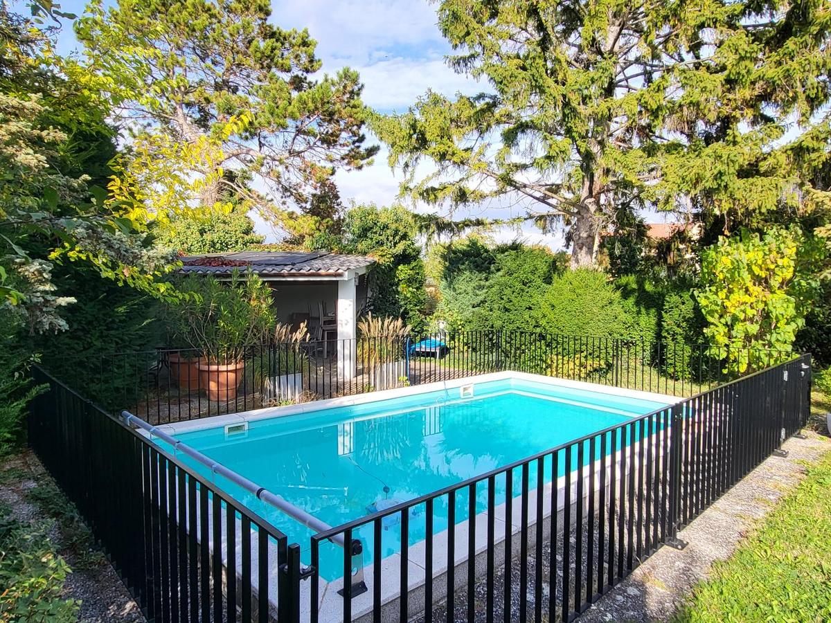 Pool 2