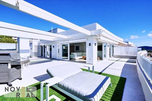 Moderne Villa in außergewöhnlicher Lage mit Meerblick auf die malerische Bucht von Cap Falco in Cala Vinyas