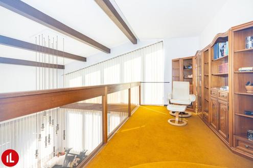 GROSSFAMILIENVILLA  1110 WIEN | 7 ZIMMER | 215m² WOHNFLÄCHE | POOL | XXL KELLER |