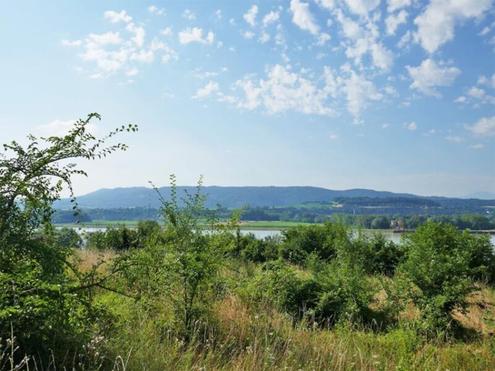 Baugrund an der Donau bei Melk mit Traumausblick bis zum Ötscher