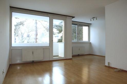 sonnige 3-Zimmer-Wohnung in Klosterneuburg - neuwertig, mit Balkon und Parkplatz - Warmmiete!